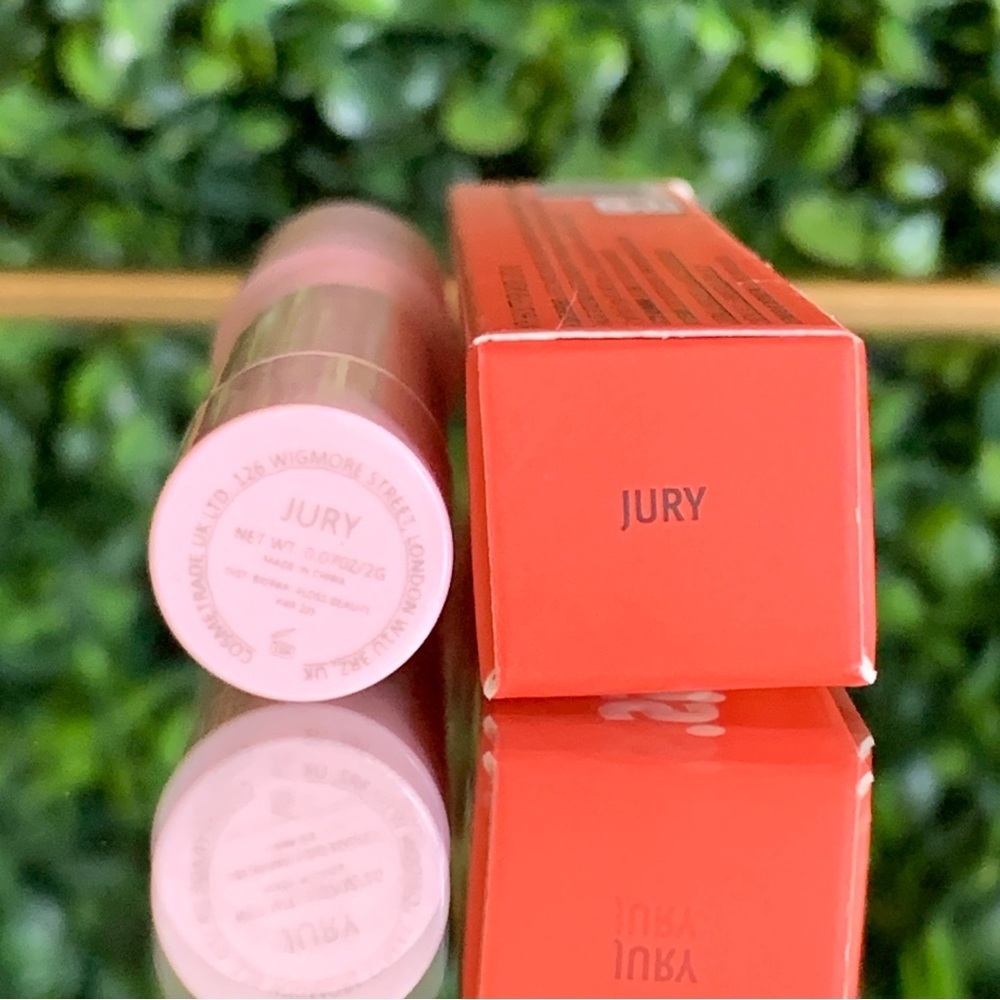 Floss JURY Lip Advocate Tinted Lip Balm 🆕 | Slightly Imperfect 💌Read Description - Picture 4 of 10